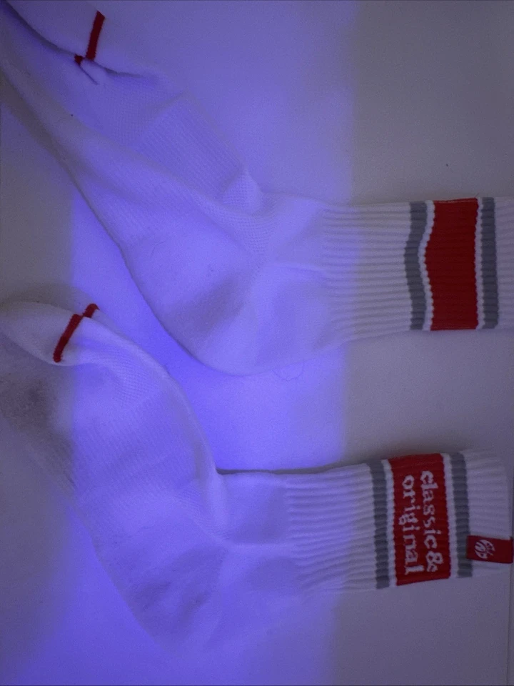 Calcetines unisex Chick-Fil-A Sauce blancos con rojo/gris Foto 2 de 3