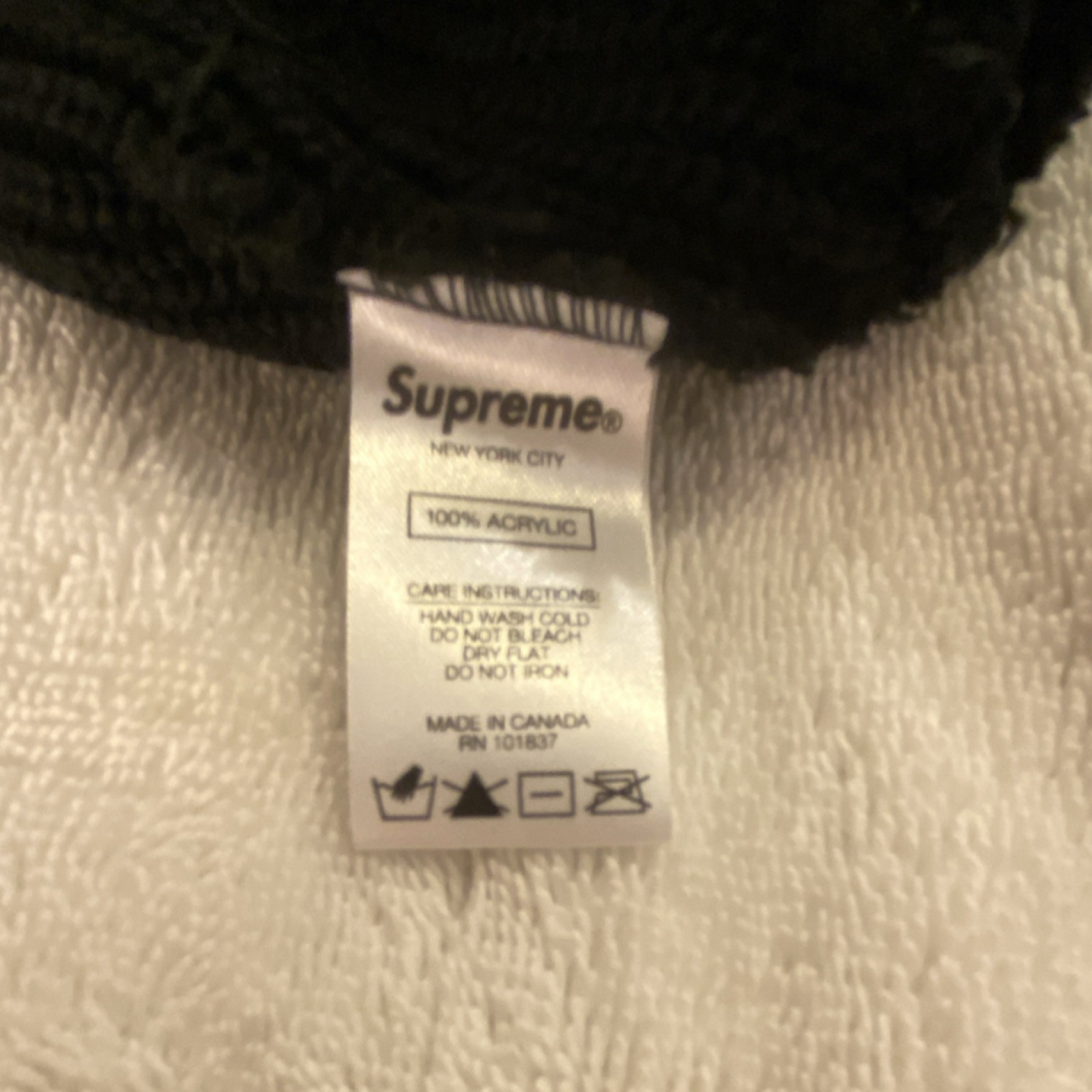 Supreme Black Solid Pattern Knit Beanie Men's Win… - image 2