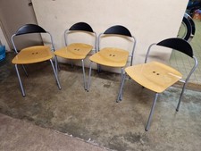 Vico Magistretti pour Fritz Hansen Série de 4 chaises en hêtre modèle MB9918