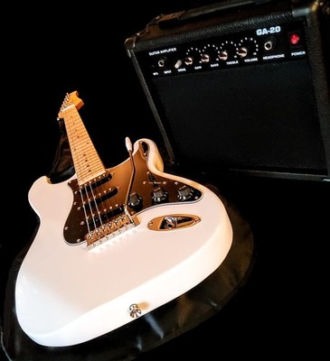  FREE SHIPPING! +AMP! S Style Electric Guitar +Soft Case/Gig Bag +Strap!