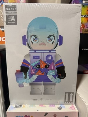 POP MART Mega Space Molly Louis De Guzman  400% - Limited Edition