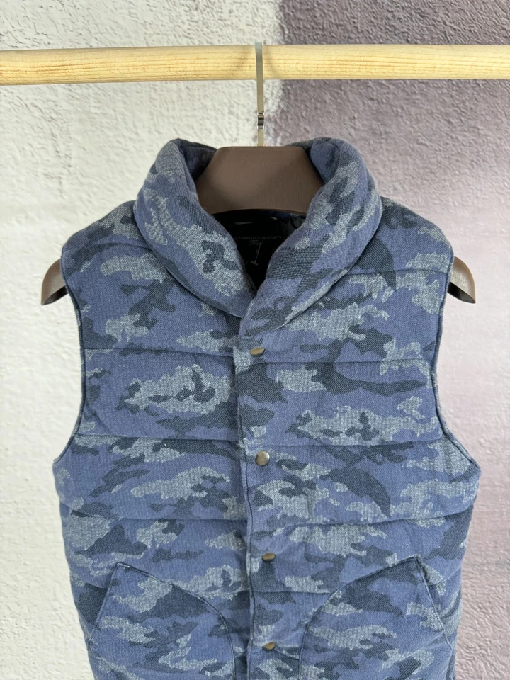 Beyes Co. Ltd Joy to Relief & Insecurity Trapha chaleco camuflaje Foto 2 de 4