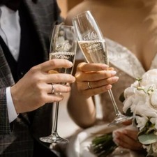 Custom Engraved Wedding Champagne Flutes &ndash; Toasting Glasses for Mr and Mrs