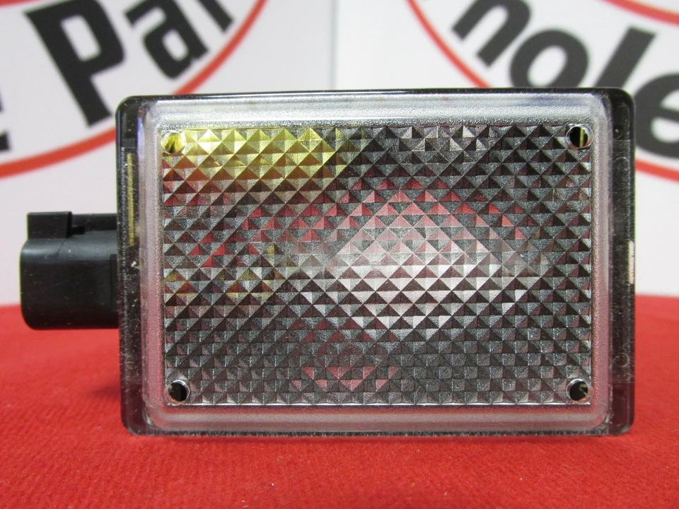 Dodge Ram 1500 2500 3500 4500 5500 Kit de luces de lámpara de cortesía para capó MOPAR Foto 2 de 4