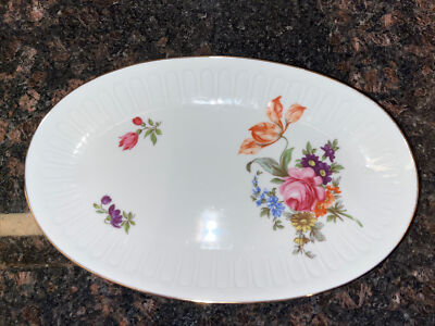 Vtg 1777 Henneberg Porzellan German Democratic Republic ribbed oval Rose plate