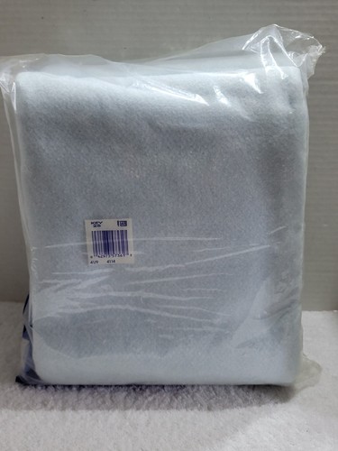 VINTAGE VALUE PLUS BEACON BLANKET TWIN/FULL 72X90 BLUE NYLON BINDING USA MADE - Picture 3 of 5