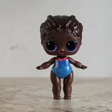 LOL SURPRISE DOLL SYNC SWIMMA FIGURINE