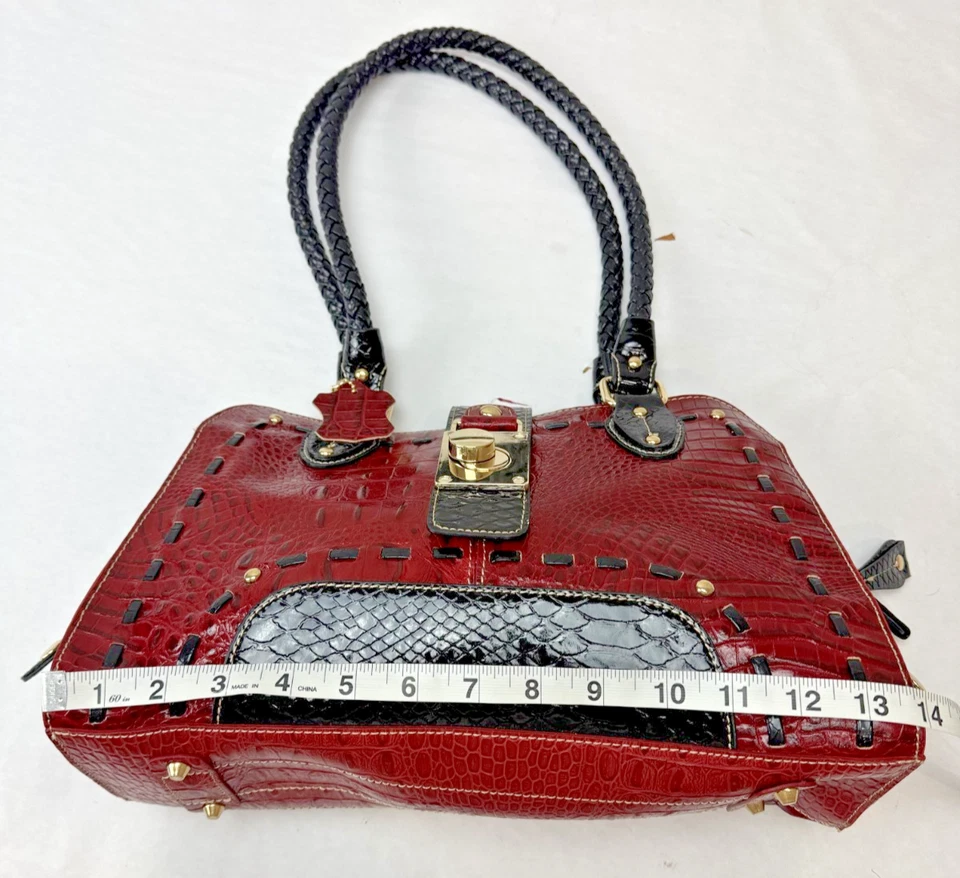 Y2K Red Black Faux Croc Embossed Shoulder Bag Gold Turnlock Snake Print Purse - Image 3 of 4