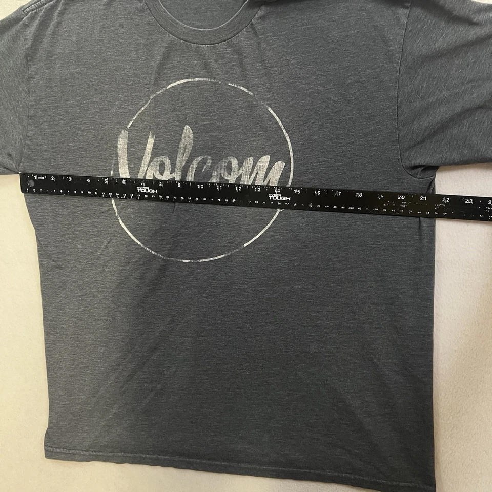Vintage Y2K Volcom Shirt Men’s Size Large Gray Skater Grunge Graphic Print Tee - Image 4 of 4