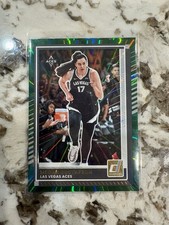 2025 Panini Donruss WNBA - Megan Gustafson #36 Green Laser