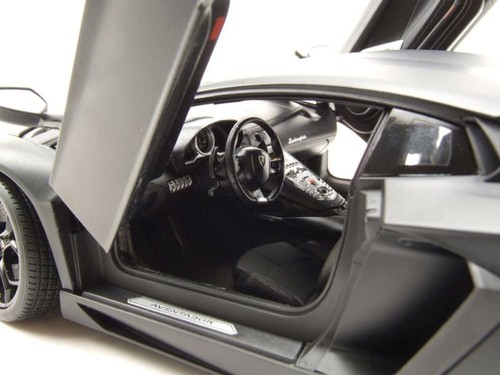 Lamborghini Aventador LP700-4 2011 matt schwarz Modellauto 1:18 Welly - Bild 6 von 10