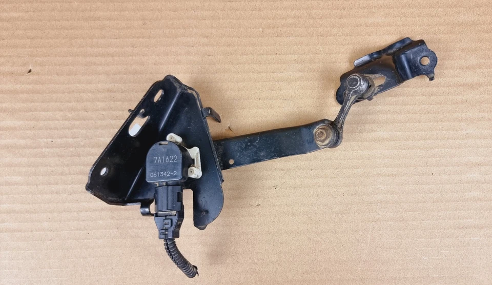 Par de sensores de control de altura trasero izquierdo y derecho Lexus LS460 LS460L LS600h 07-17 Foto 4 de 4