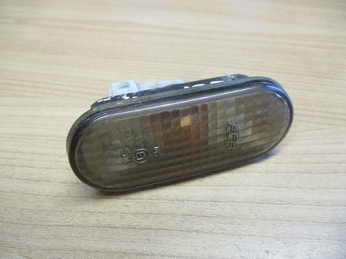 SCHWARZ Seitenblinker VW Golf 3 VR6 Passat 35i Blinker Kotflügel 1H0949111