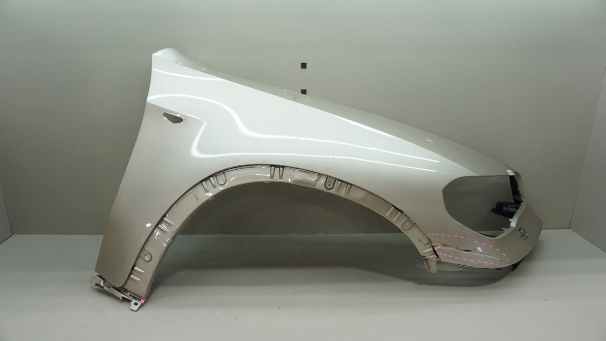 2011-2013 BMW X5 E70 RH Front Right Passenger Side Fender OEM