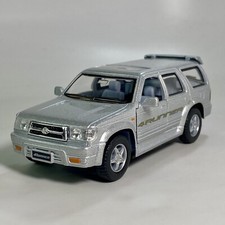 SUV fundido a presión Kinsmart Toyota 4Runner plateado escala 1:36 raro