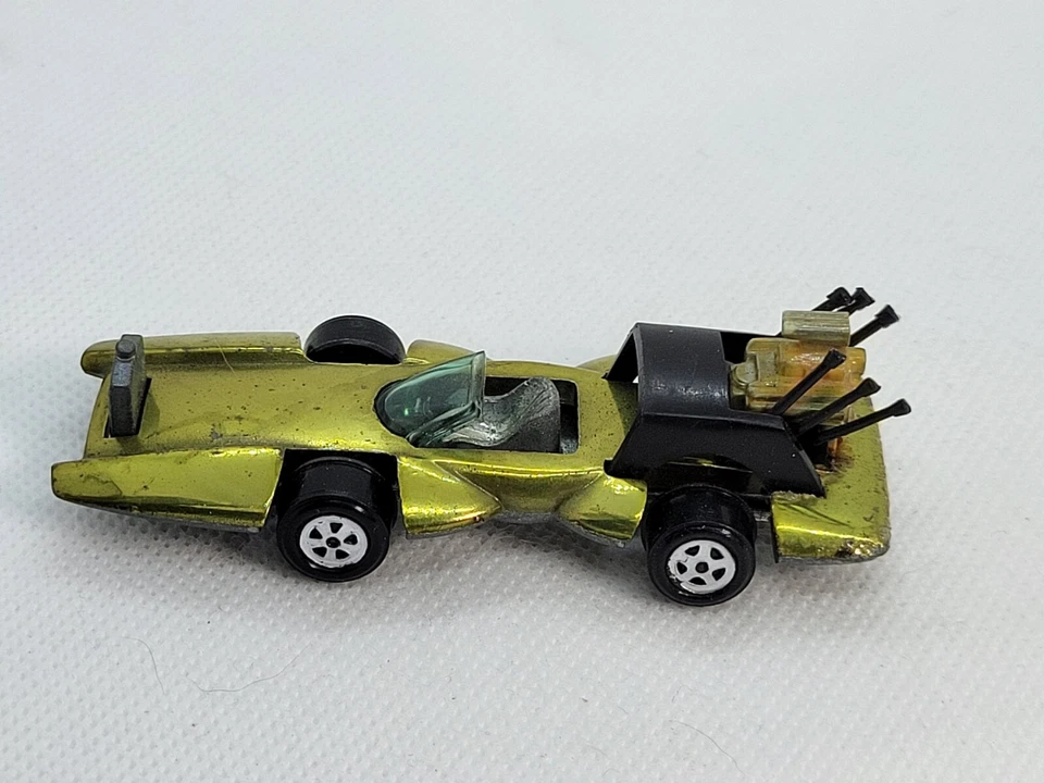 Limusina Leapin AMARILLO Topper Johnny Lightning Original y Completa de Colección Foto 3 de 4