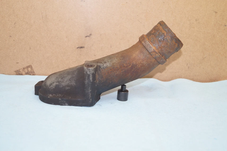 84-94 Ford F250 F350 6.9L 7.3L IDI Diesel Engine Thermostat Housing OEM Silver - Изображение 3 из 4