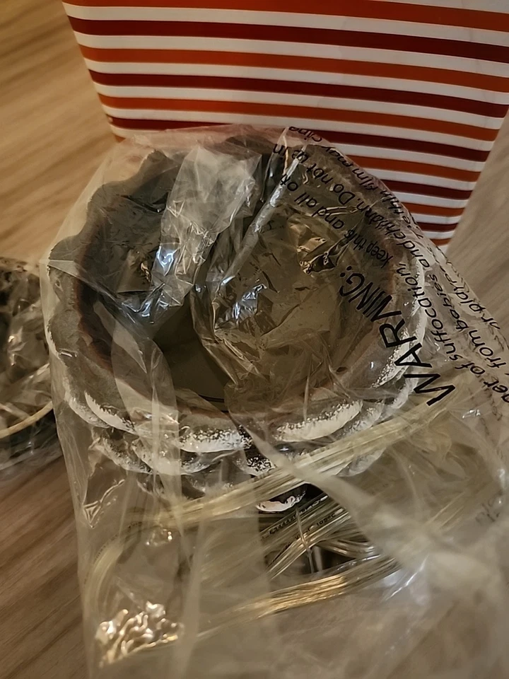 全新 Gold Canyon 蜡烛香氛 Pod Warmer - 松锥 - 型号 #83530 - 全新带盒 — 第 4/4 张图片