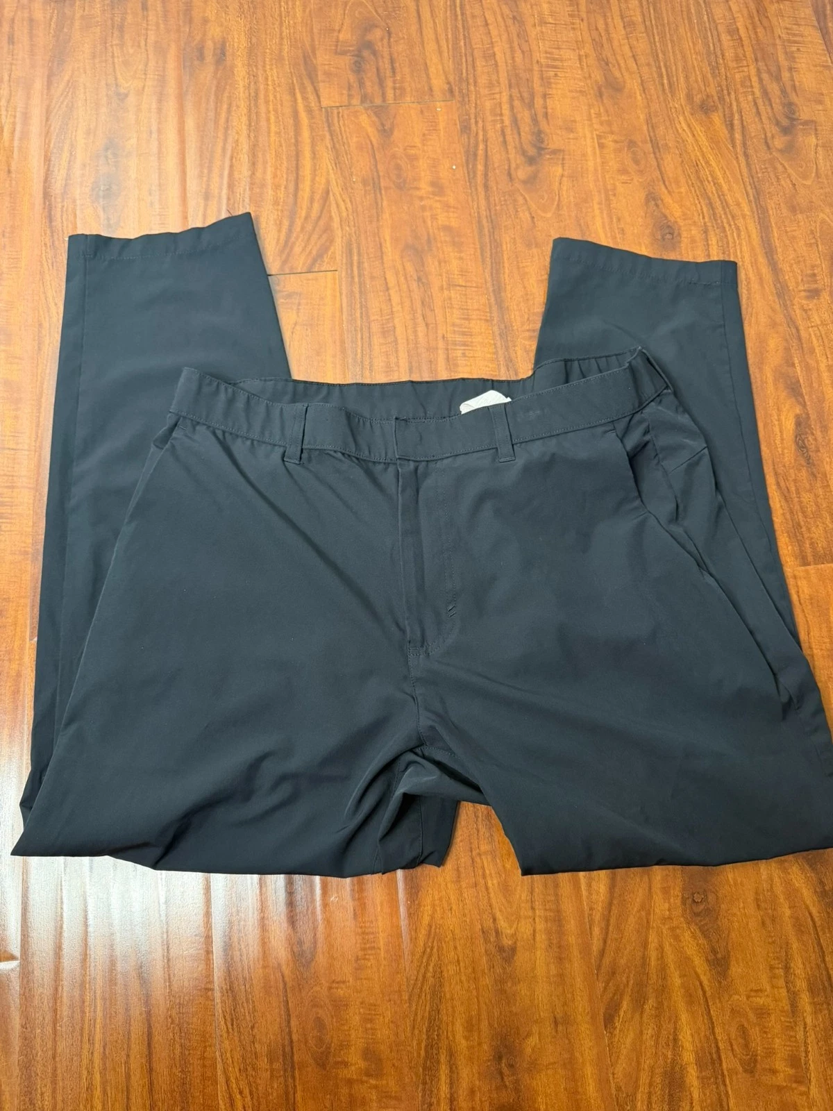 Fabletics Pants Mens 35x30 Black Chino Golf Flat Front Lightweight Stretchy