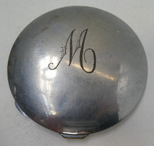 VINTAGE 'M' MONOGRAMMED SILVER TONED METAL ART DECO MAKEUP TRAVEL COMPACT