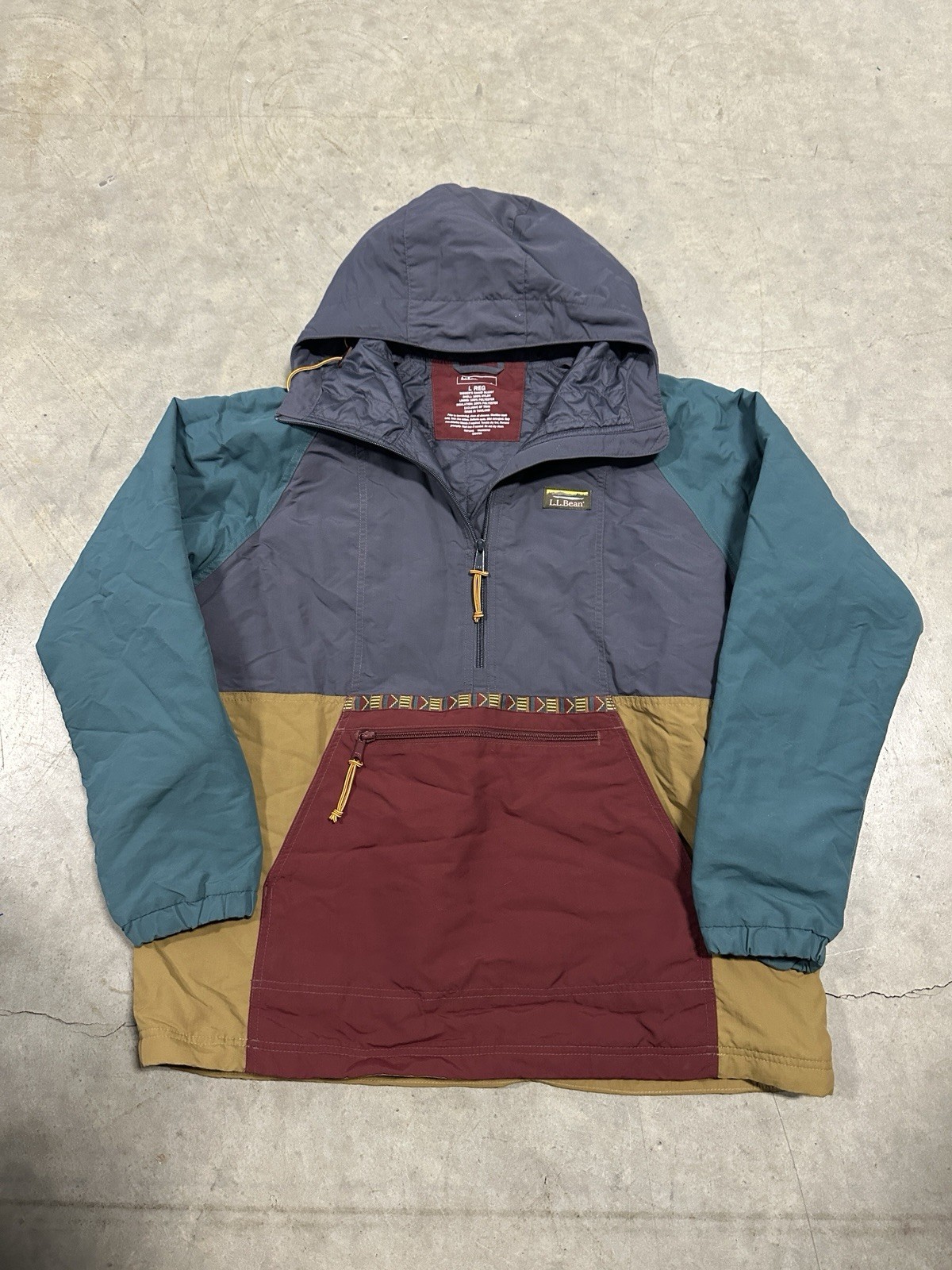 2000s L.L. Bean Aztec Multicolored Windbreaker Poncho Women’s Size Large