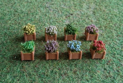 Howard Scenic Supplies - Square Planters (8) for 00/HO Model Railway Scenery