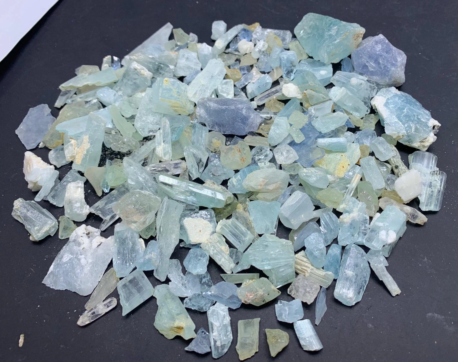 Natural Rough Aquamarine Best Quality