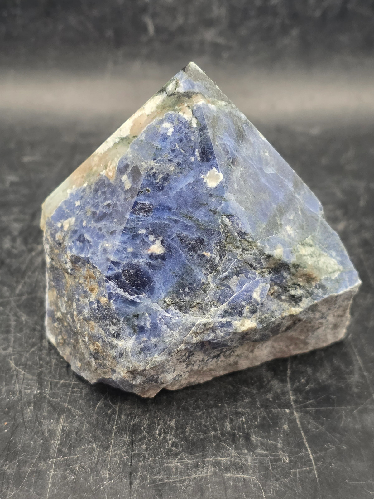 Sodalite polished top point! 9 ounces, 2.7 inches tall, 2.4