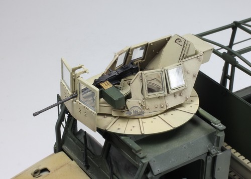 (Pre-Order) ProBuilt Model 1:35 US MTVR Truck with Armor Protection Truck - Picture 9 of 12