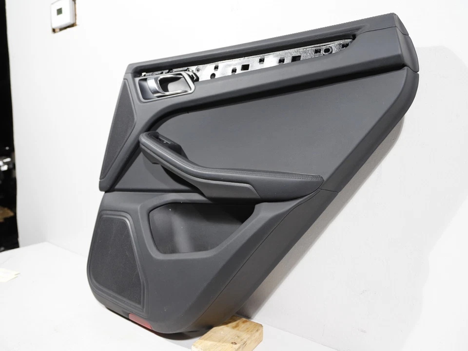 2015-2018 Porsche Macan S 95B panel de puerta interior lateral de paso trasero derecho OEM 🚗 Foto 3 de 4
