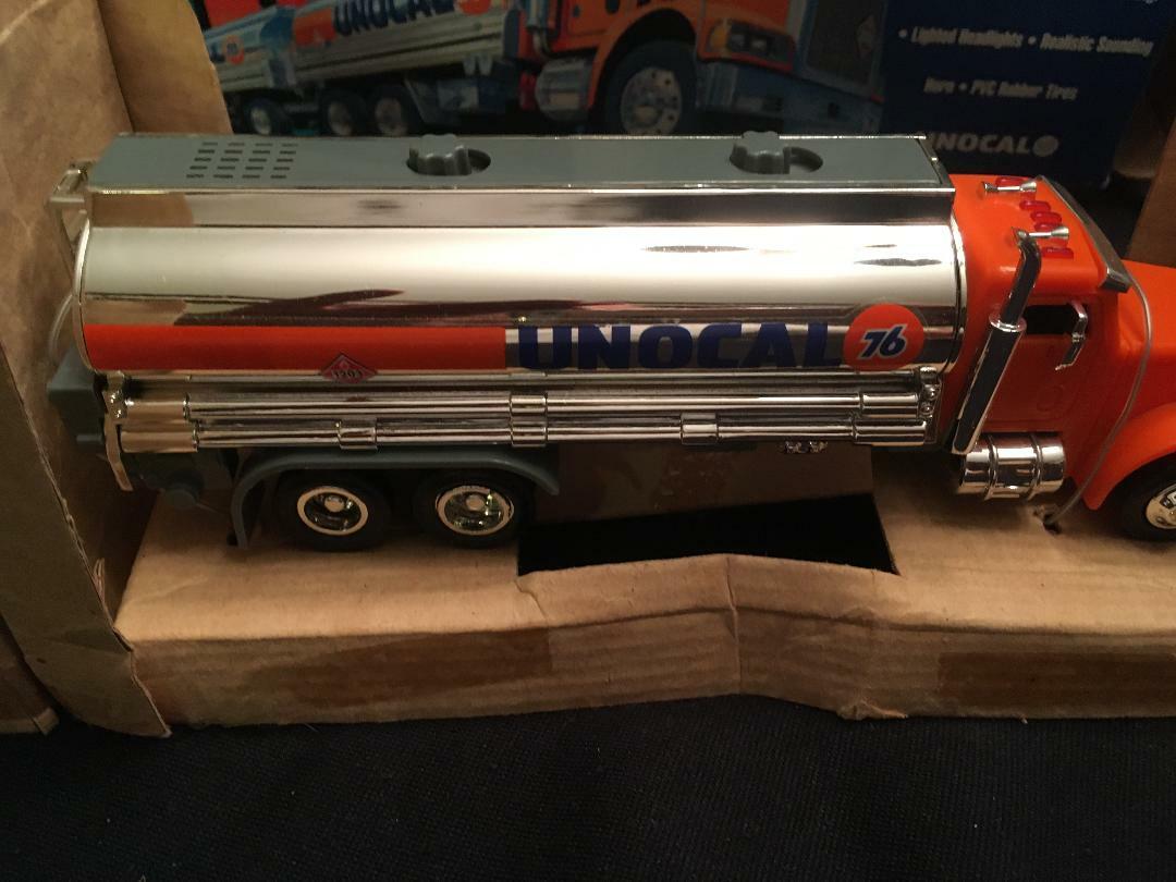★ UNOCAL76 SUPER TANKER（ユノカル76・スーパータンカー) Unocal 76 Super Tanker Gas Transport Truck Advertising