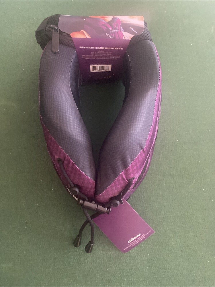 Stay Cool on Travels with Cabeau Evolution Neck Pillow