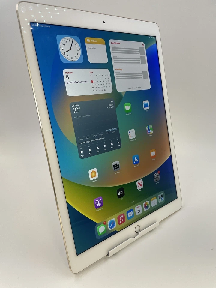 Apple iPad Pro 1st Gen 12.9" 2015 A1584 32GB Wi-Fi Gold IOS Tablet - Image 3 of 4