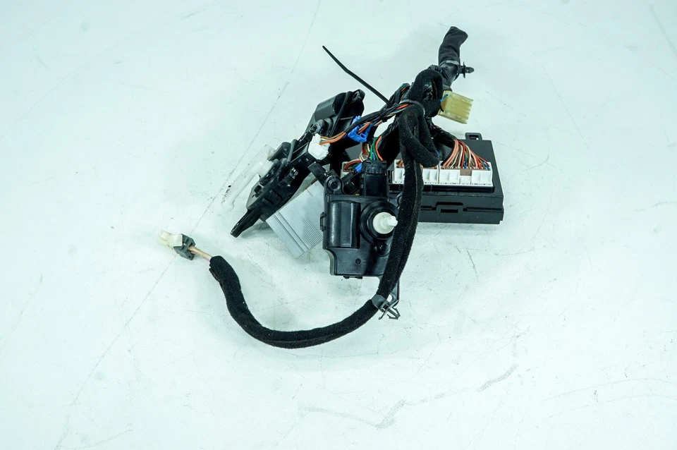 09-14 Hyundai Genesis OEM Heater AC Duct Blender Actuator Motor 5098 - Image 2 of 4