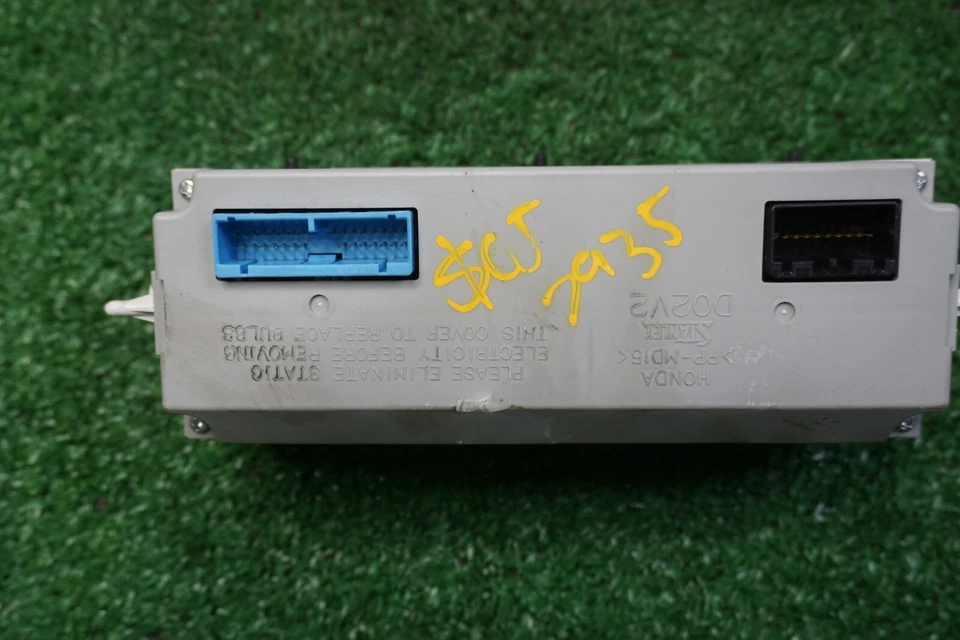 2012 HONDA PILOT AC Control OEM 24206210008 - Image 3 of 4