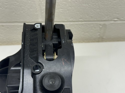 2018-2021 HONDA ACCORD AUTOMATIC TRANSMISSION FLOOR GEAR SHIFTER LEVER OEM - Picture 8 of 12
