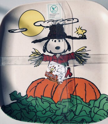 Peanuts~SCARECROW SNOOPY~FALL Bamboo Square~10” X 10” Plates