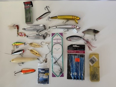 Fishing Lure Lot w/ Mepps Spinner Krocodile Spoons Rapala + Tackle Box