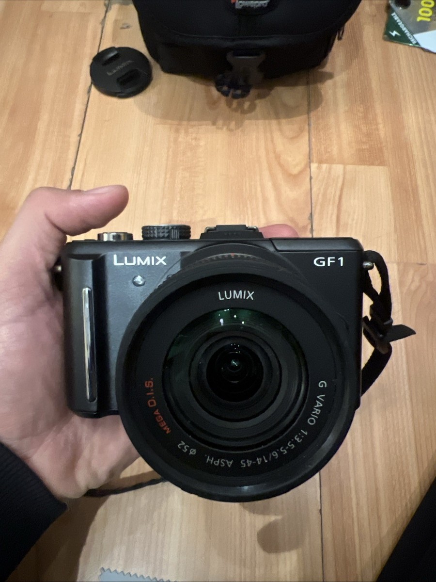 Panasonic LUMIX DMC-GF1 w/ 14-45mm Lens 12MP Mirrorless Camera