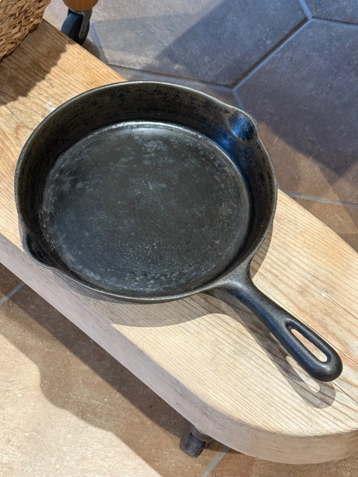 Vintage Findlay Carleton Place No. 8 Cast Iron Frying Pan 10 Inch Skillet