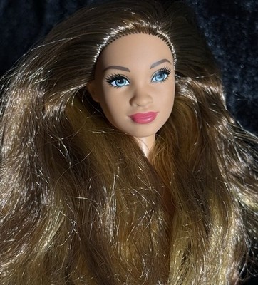 Brunette-Nude-Two-Toned Hair -Mattel-knees bend-Barbie Doll-R-28