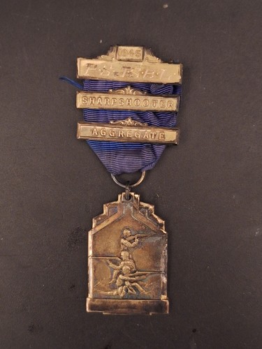 1945 PSJSBL AGGREGATE SHARPSHOOTER MEDAL Shooting Award Pacific Emblem - Picture 2 of 6