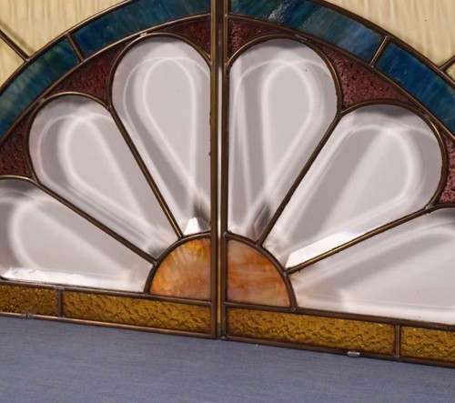 Pair of Vintage French Art Deco Stained Glass Panels with Copper Frames - Picture 14 of 15