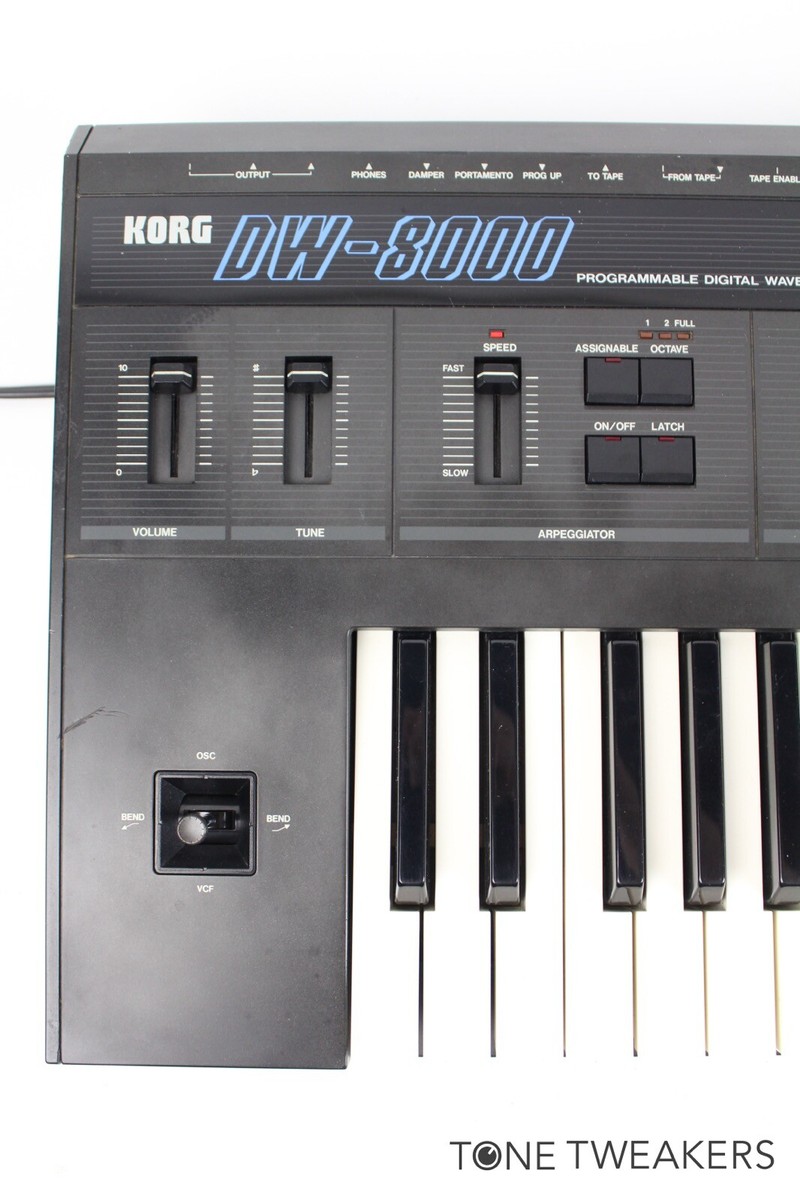 【ジャンク】KORG DW-8000 デジタルアナログシンセサイザー Korg DW-8000 1980s Digital Analog Synthesizer Keyboard midi