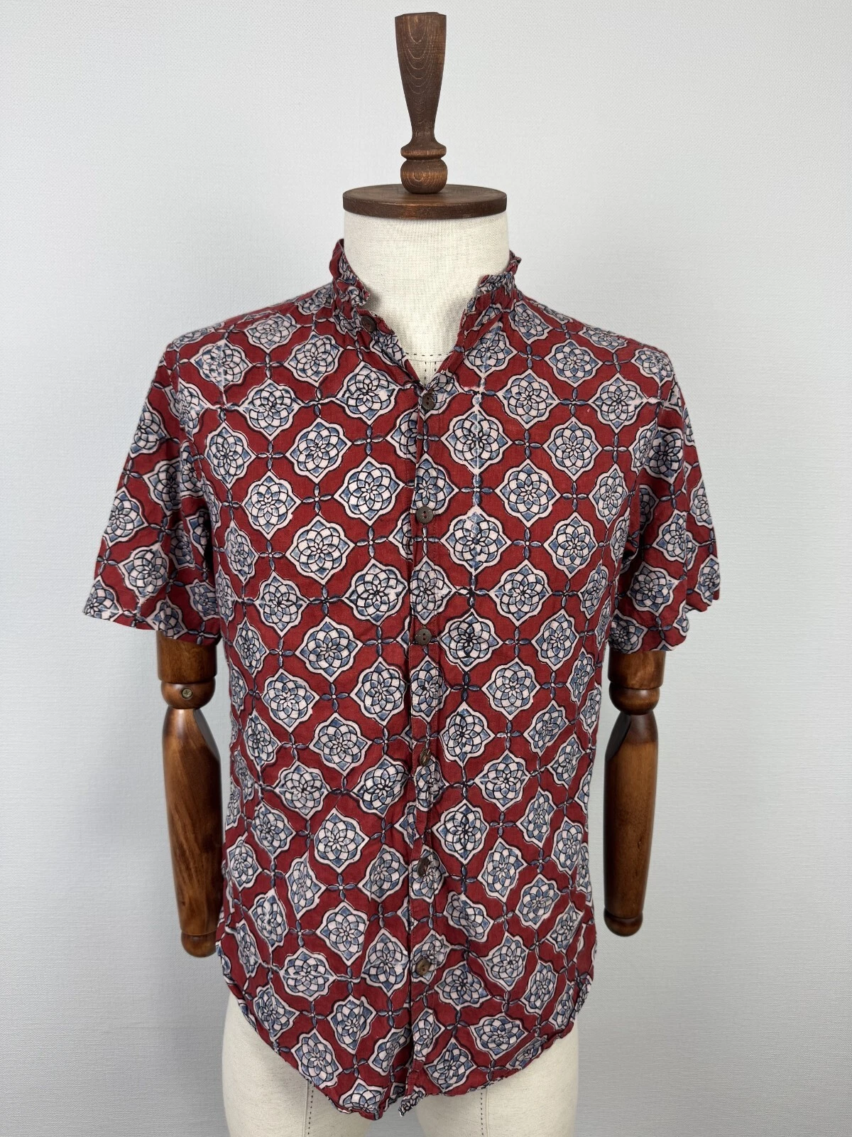 PALI Monogram Flowers Button Down Short Sleeve Beach Men's Shirt Sz M