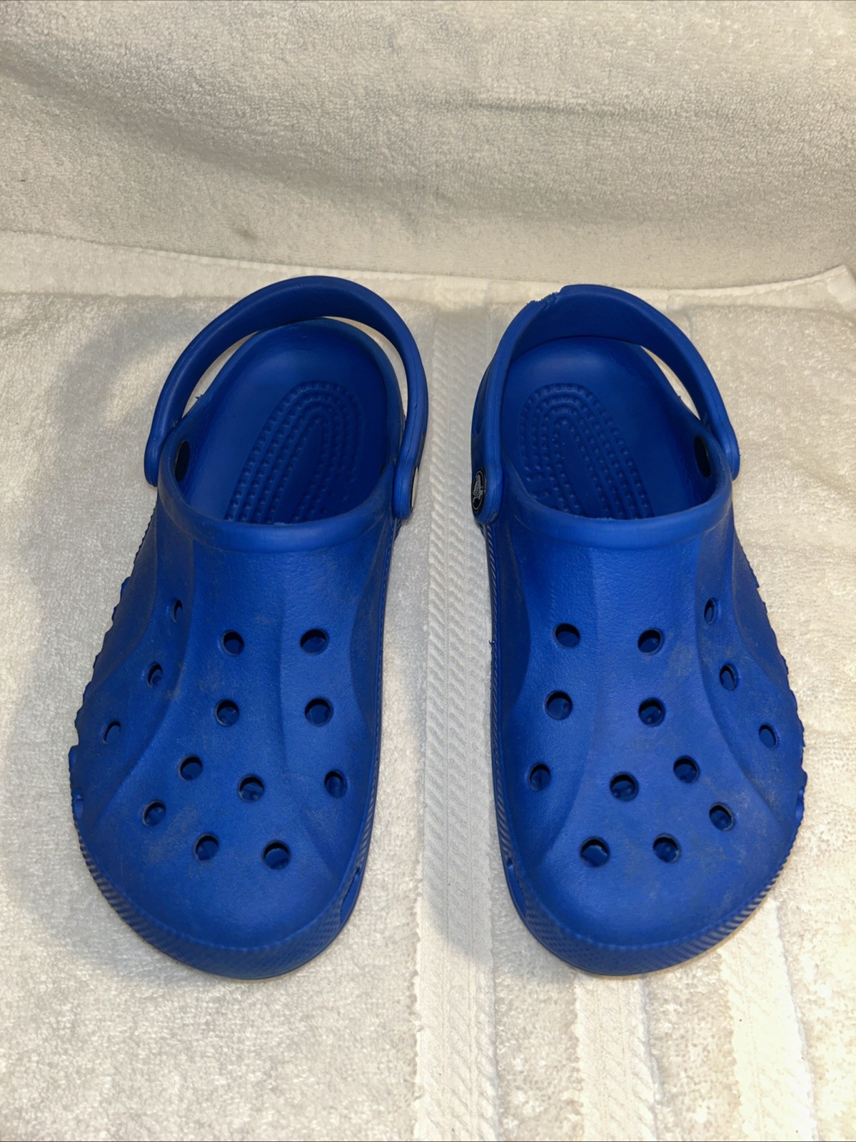 Damaged Crocs Classic Royal Blue SZ: Women’s 6 Men’s 4 Preowned