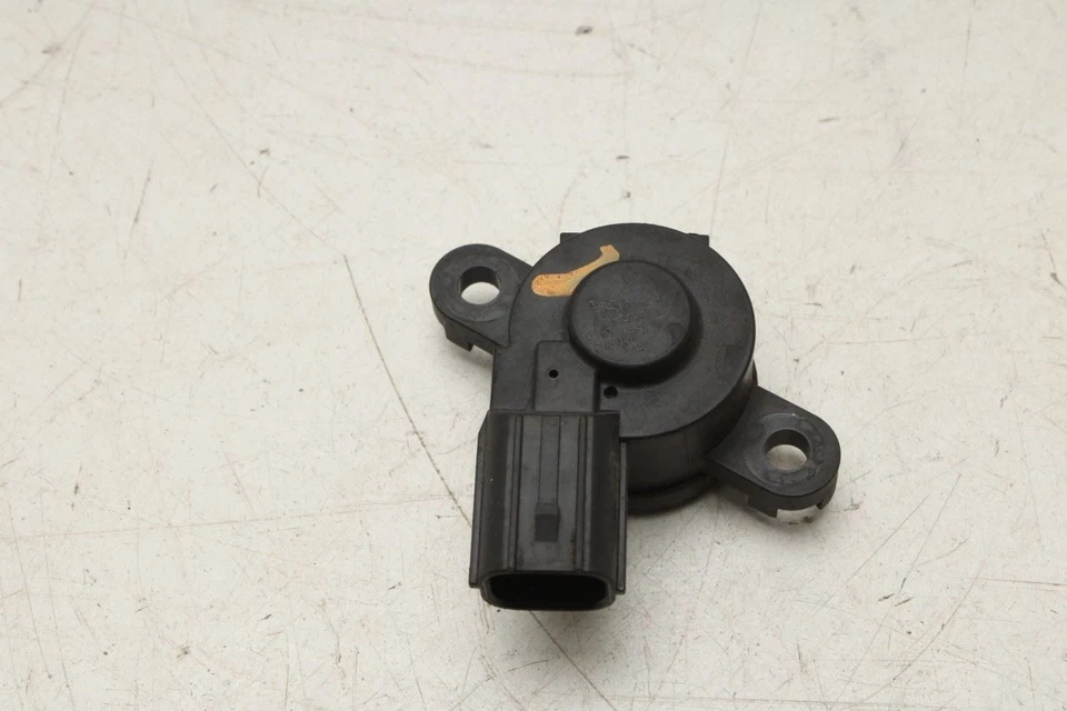 2023 - 2025 起亚 Sportage 混合 EX 前散热器有源空气襟翼传感器 3 件套 — 第 3/4 张图片