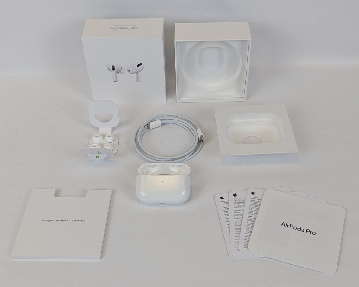 Apple AirPods Pro 1st Gen Wireless Charging Case, Cable, Extra Ear