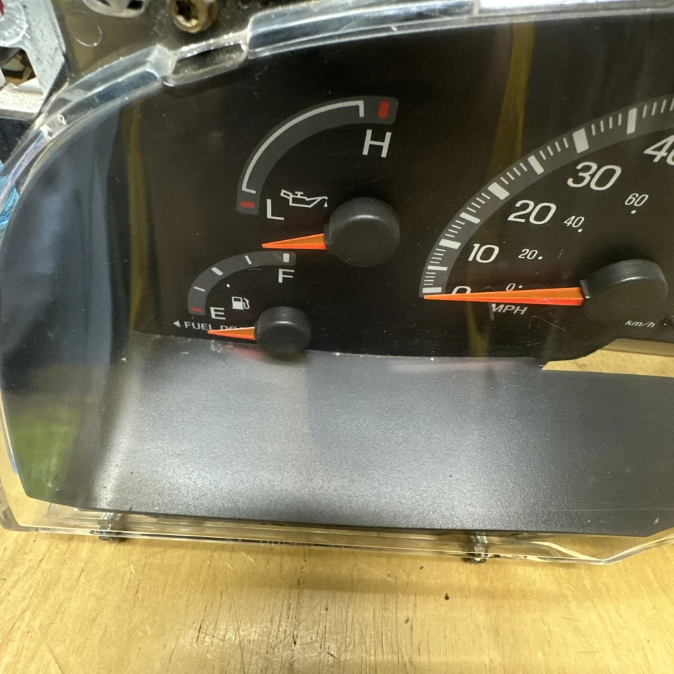 Cuadro de instrumentos Ford F350 1999-2003. XL3F-10A855-AA Foto 2 de 4