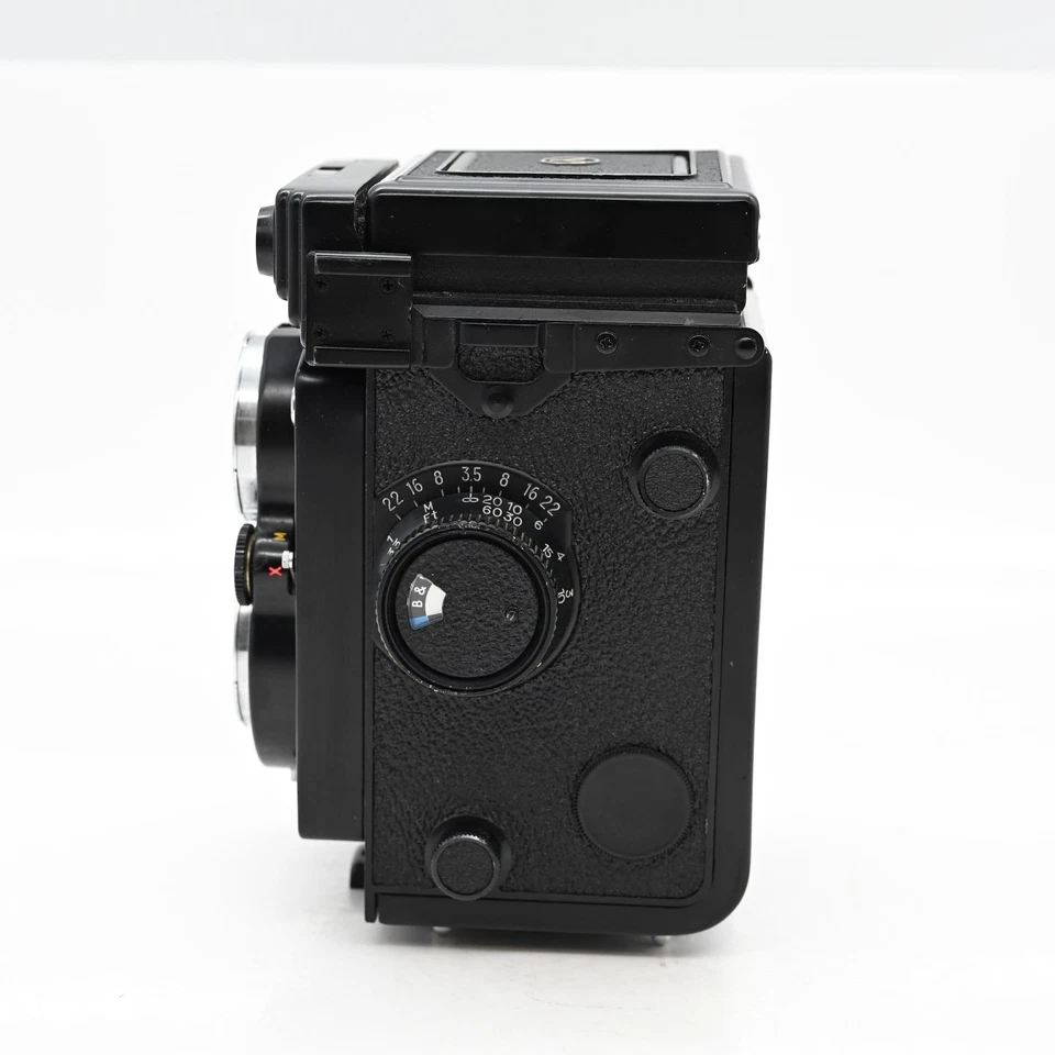 Фотоаппарат двойной объектив Yashica Mat-124G 80 мм 3,5 Yashinon 6x6 1-1/500 1970 TLR #155 - Изображение 2 из 4